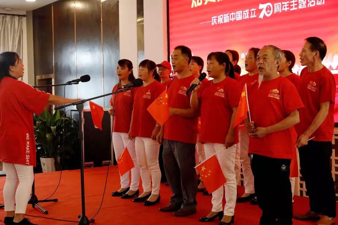 非洲的黑人是以鼻子肥大宽阔为美么？
